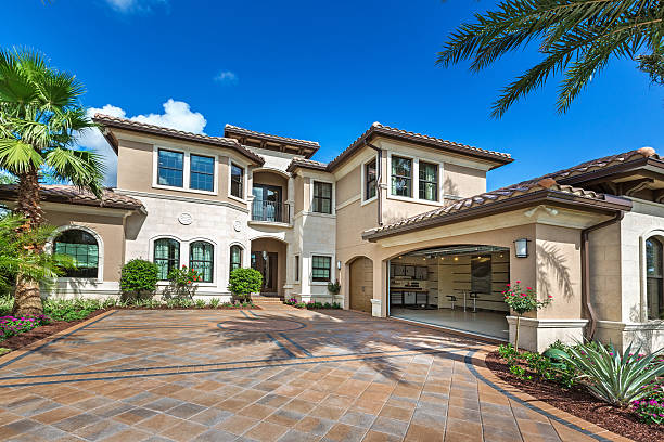 Best Custom Driveway Pavers  in Elmendorf, TX